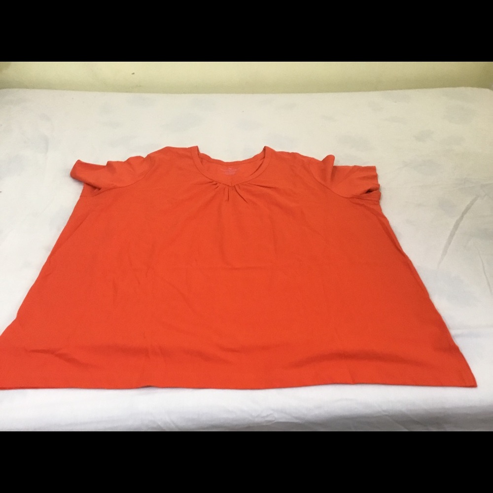 New ladies tee shirt